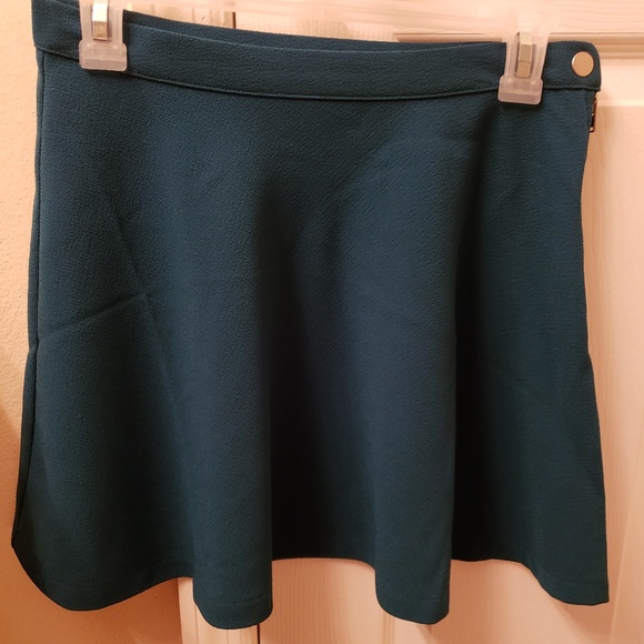 Emerald green mini - Picture 2 of 2